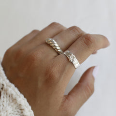 טבעת פלורה בציפוי זהב