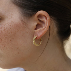 עגילי טאו בציפוי זהב